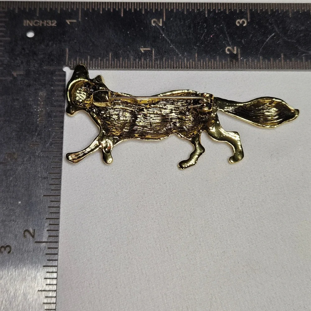 Running Fox Brooch Pin Womens OS Gold Animal Woodland Cottagecore